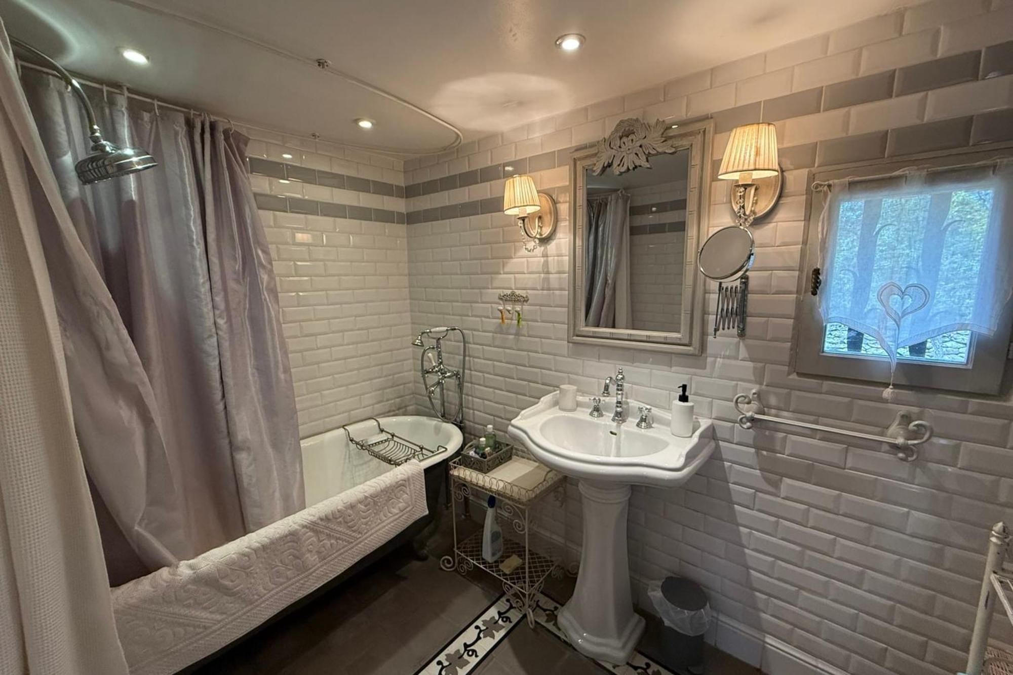 Beautiful Provencal Villa With Pool And Jacuzzi 拉科斯特 外观 照片